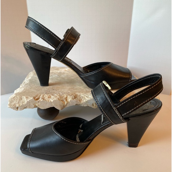 Women’s Franco Sarto Buckle Strap Square Toe Heels Sz 9.5 - Picture 2 of 7